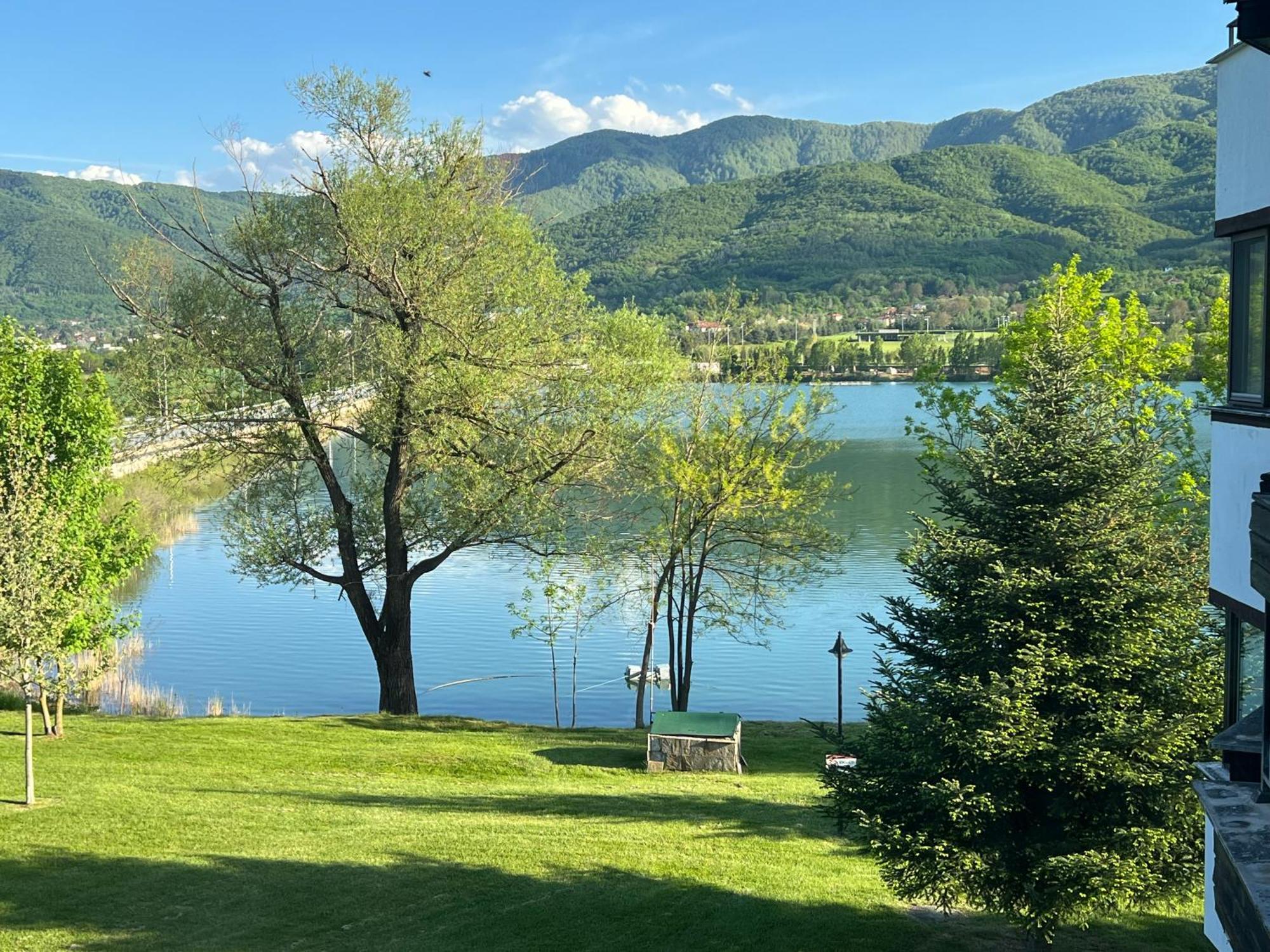 Pravets Lake Panorama Apartments Extérieur photo